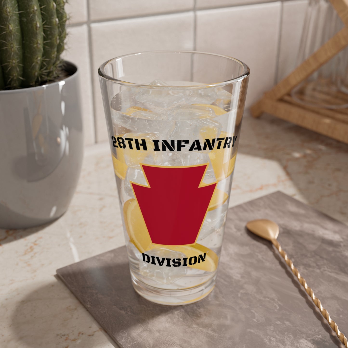 28th Infantry Division Red Keystone 16oz Glass